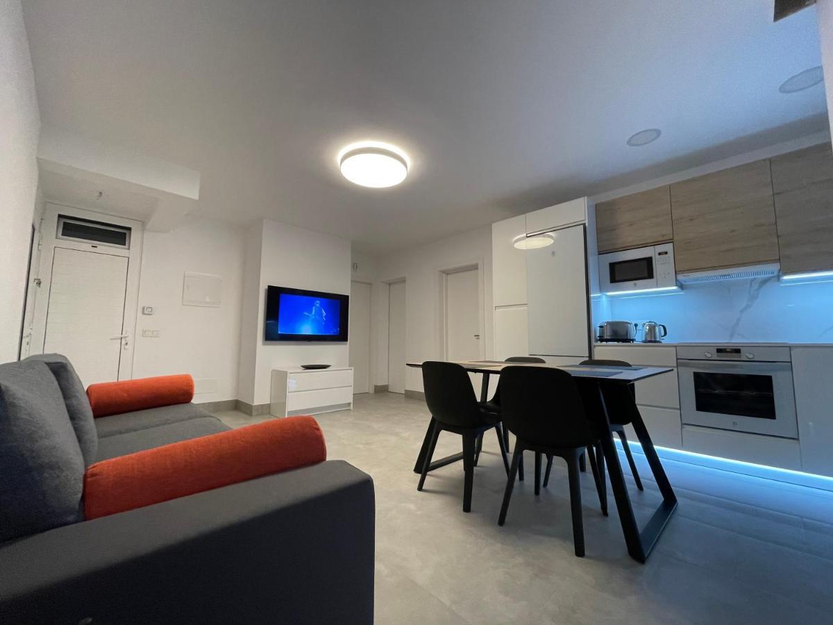 Izaro Apartamento Atico De Lujo Cerca De Playa Dorada Playa Blanca  Luaran gambar