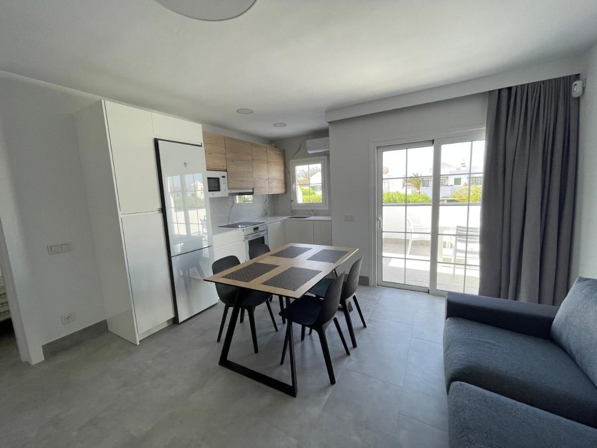 Izaro Apartamento Atico De Lujo Cerca De Playa Dorada Playa Blanca  Luaran gambar