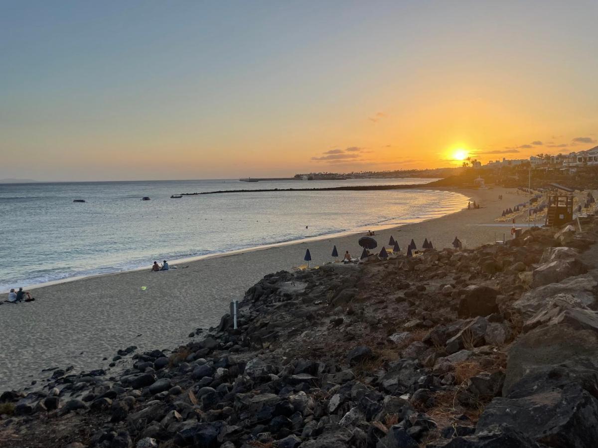Izaro Apartamento Atico De Lujo Cerca De Playa Dorada Playa Blanca  Luaran gambar